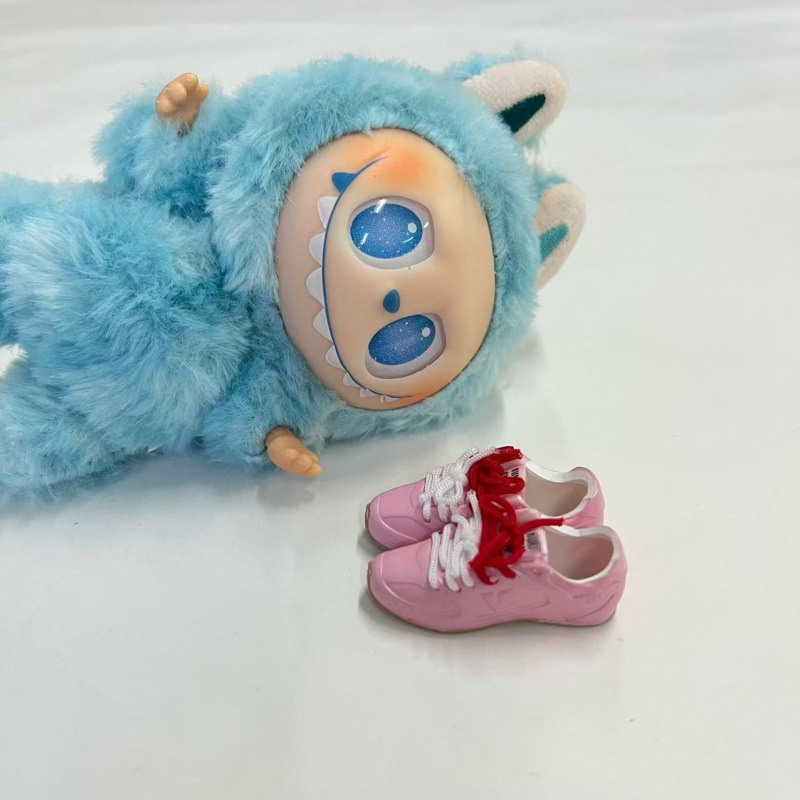 LABUBU Zapatos Rabu Ropa de bebé 17cm felpa vinilo bolso de muñeca colgante para zapatos desnudos caja ciega