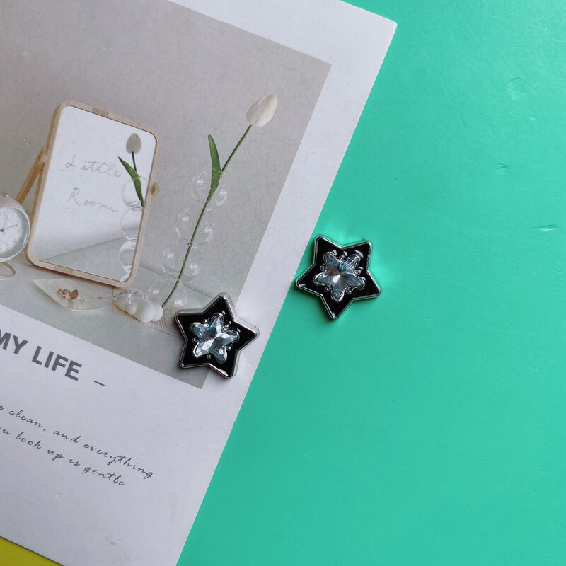 Color Chanel Style Electroplated Bear Butterfly Heart Letter Brand Plastic Accessories DIY Hairpin Mobile Phone Case Jewelry Sticker