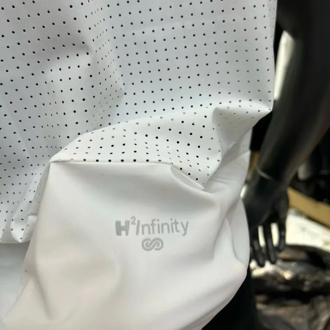 T-shirt de manga corta marca de moda masculina de verano suelta manga de cinco puntos 2026 nueva tendencia en línea in simple impresión superior