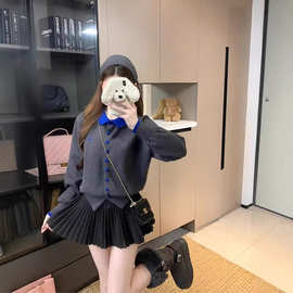 别致小众撞色爱心刺绣针织开衫女秋季2026新款甜美减龄小个子毛衣