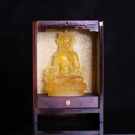 琉璃工艺品;玻璃工艺品;木质工艺品