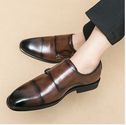 Zapatos de hombre de gran tamaño, moda, zapatos de cuero de punta casuales de hombre, zapatos de negocios, zapatos de derby, zapatos de altura de hebilla.