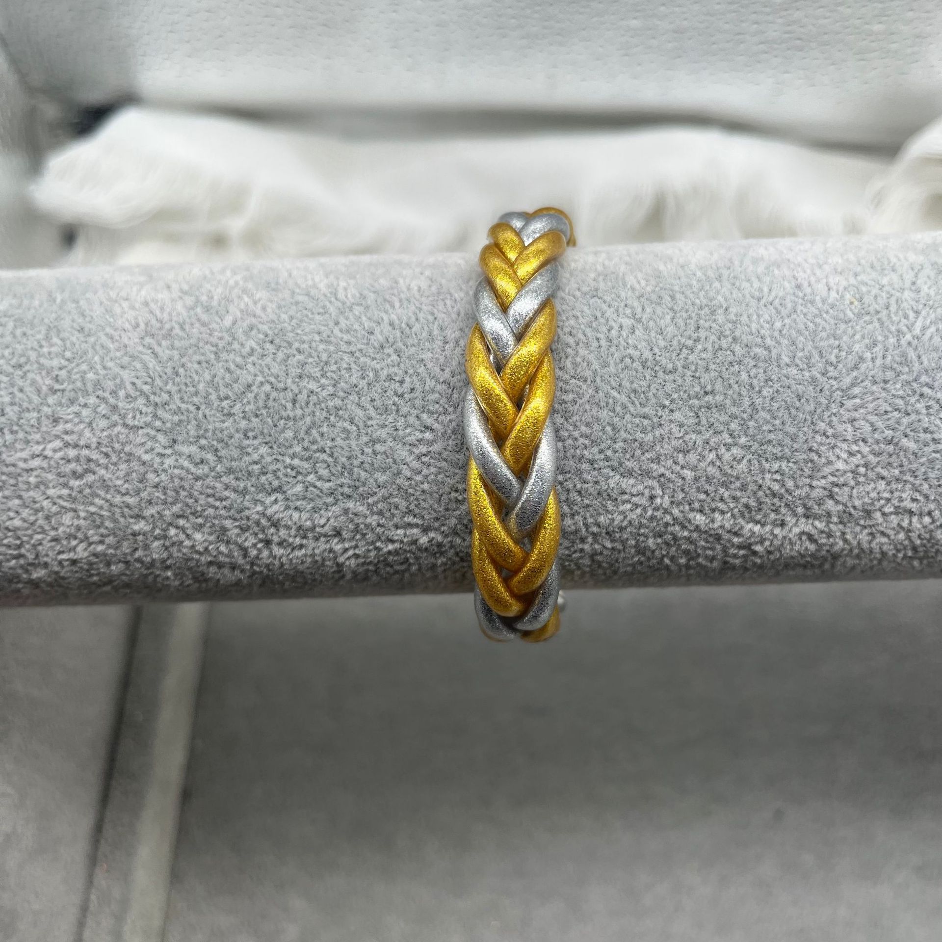Solid Color Pattern Simple Style Solid Color Silica Gel Braid Unisex Wristband
