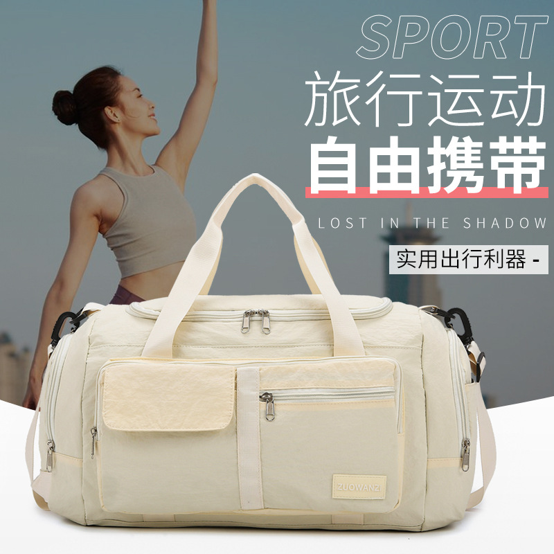 Capacious travel bag for men and women for leisure to go out