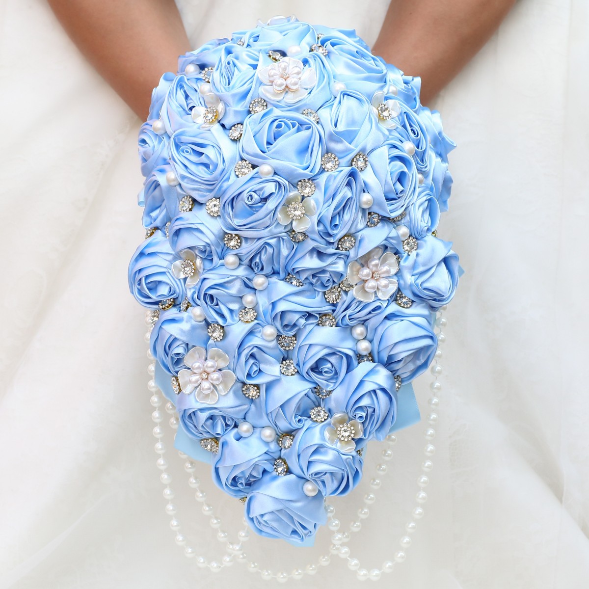Light blue 22cm by 44cm by height 26cm (430g)
