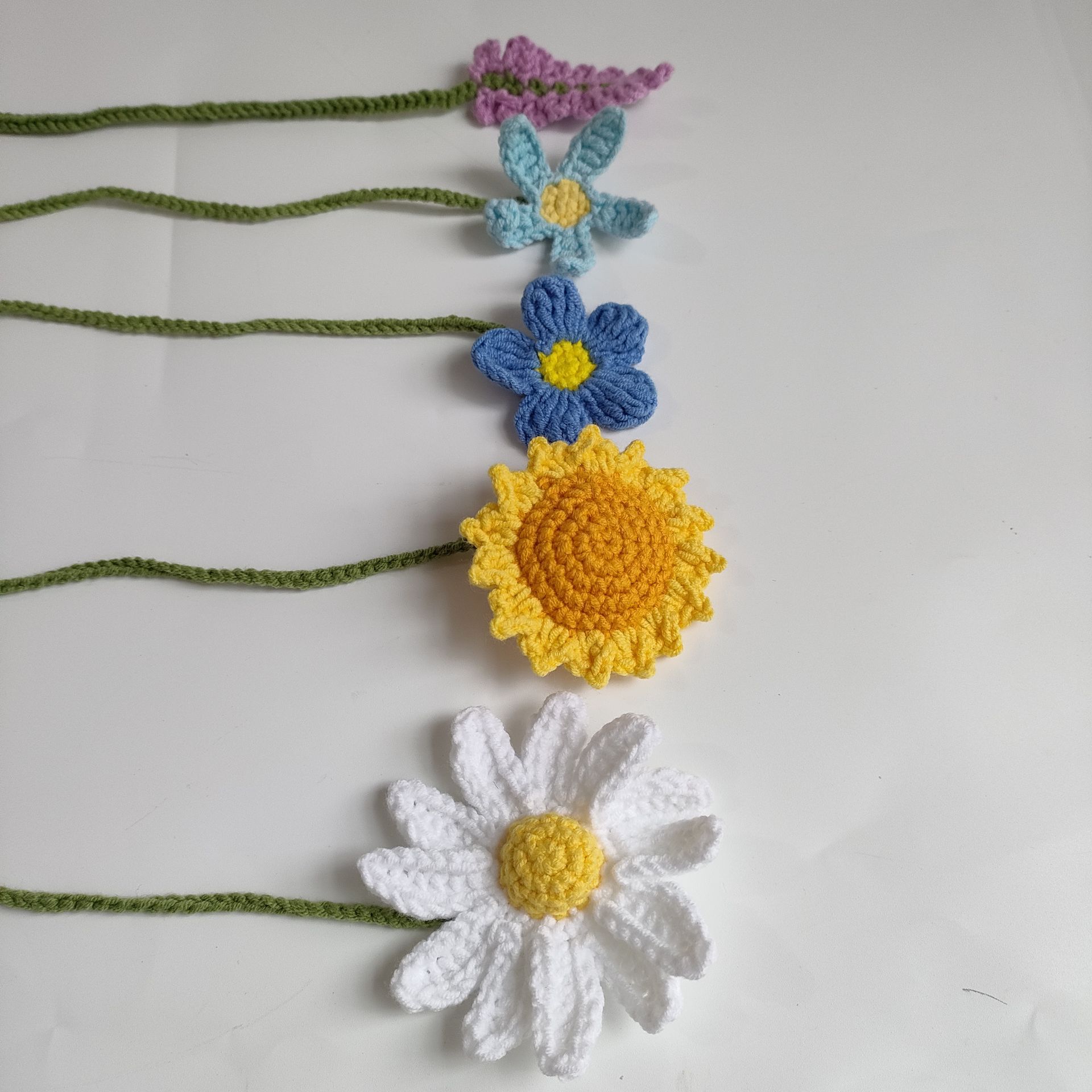 Hecho tejida a mano planta de lana bricolaje llavero girasol Camelia pequeña bolsa colgante producto terminado