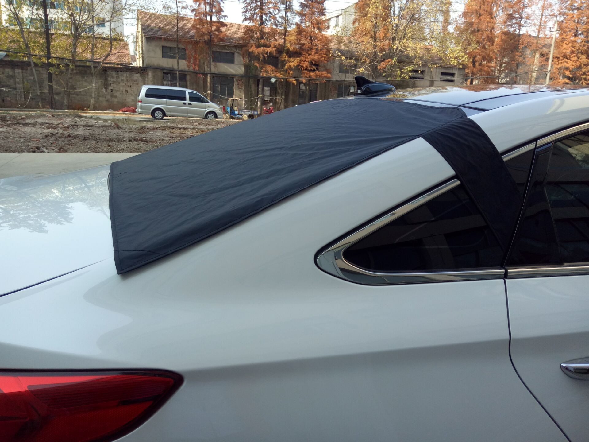 Rear Windshield Cover Black Snow Shield Anti-Freeze Car Snow Guard Anti-Icing Window Half-Cover Protector