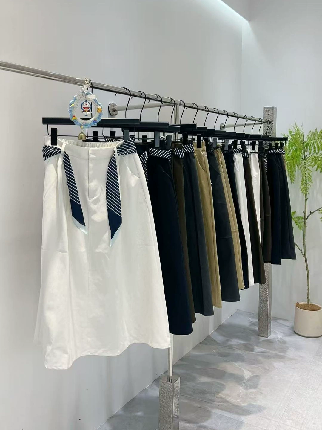 Skirt, wholesale