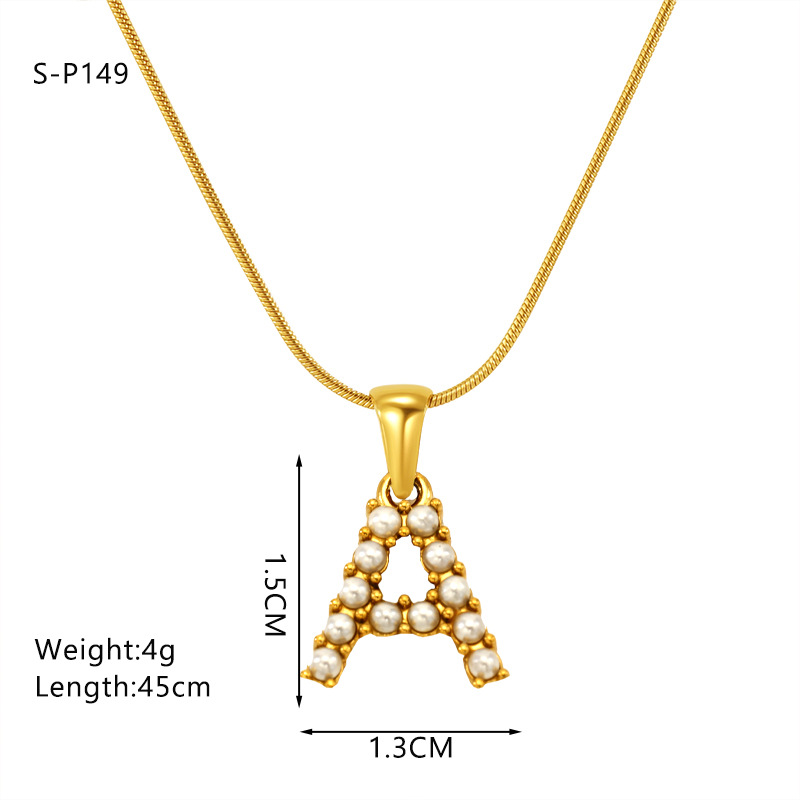 Collier avec pendentif lettre initial et chaîne serpent or_voghion.com