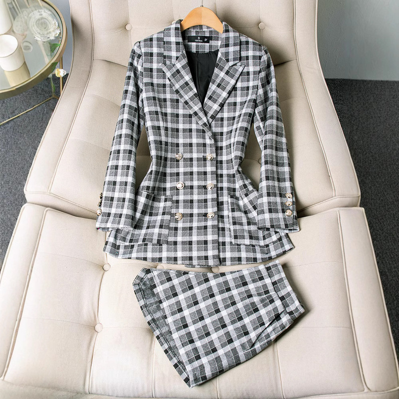 Vintage Plaid Small Suit Collar Jacket Women's Elastcoat Shorts suit Spring Autumn and Winter New Western Style Casual Two-piece Set