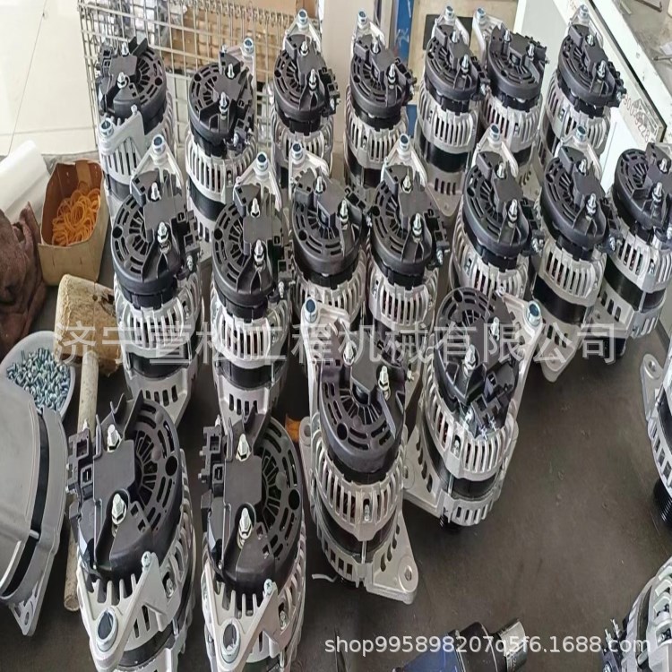 产地现货D355A-3发电机总成600-825-3730 推土机配件