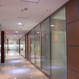 High partition wall office glass partition wall aluminum alloy tempered glass sound insulation wall double glass with louver partition decoration