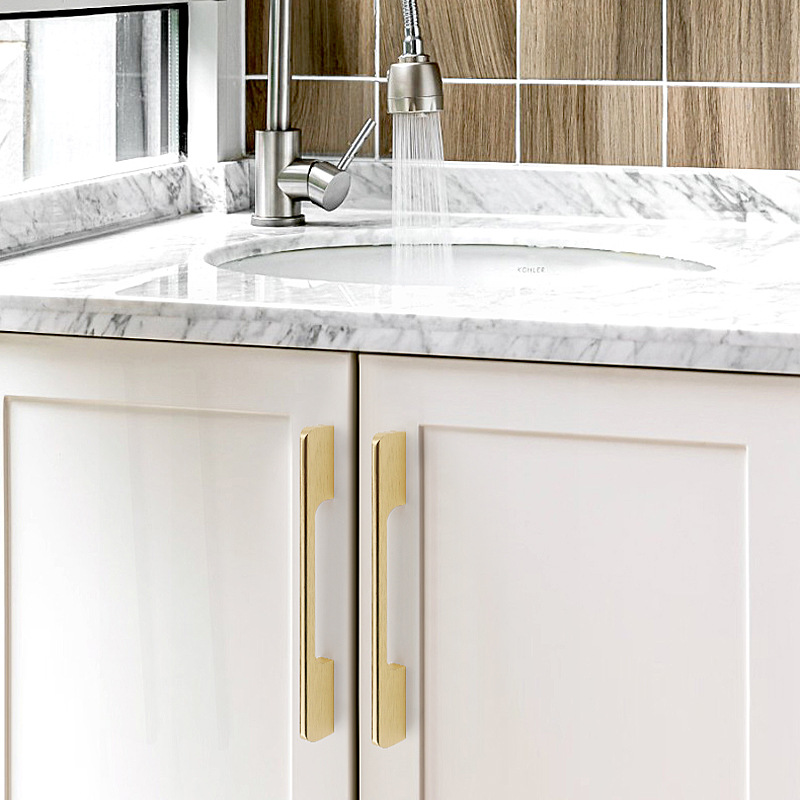 Modern minimalist wardrobe with extended and thick handles, cabinet with black door handles, aluminum alloy cabinet door handles, hardware wholesale