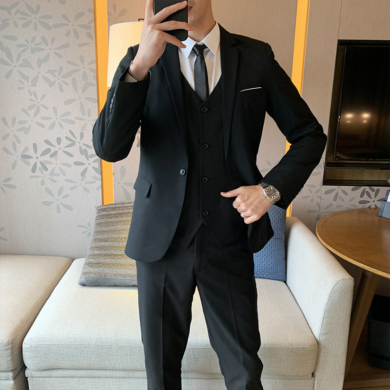 Traje de hombre casual traje de tres piezas de negocios Delgado ropa formal dama de honor de los hombres novio vestido de novia entrega de una pieza