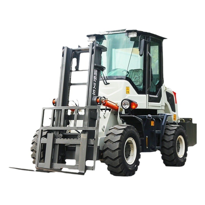 Carretilla elevadora todoterreno con tracción en las cuatro ruedas pequeña carretilla elevadora diesel integrada multifuncional que levanta la carretilla elevadora hidráulica del sitio