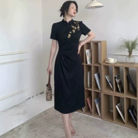 连衣裙;时尚休闲套装;女士连体裤
