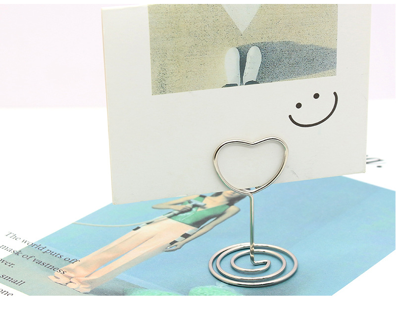 مقطع بطاقة العمل