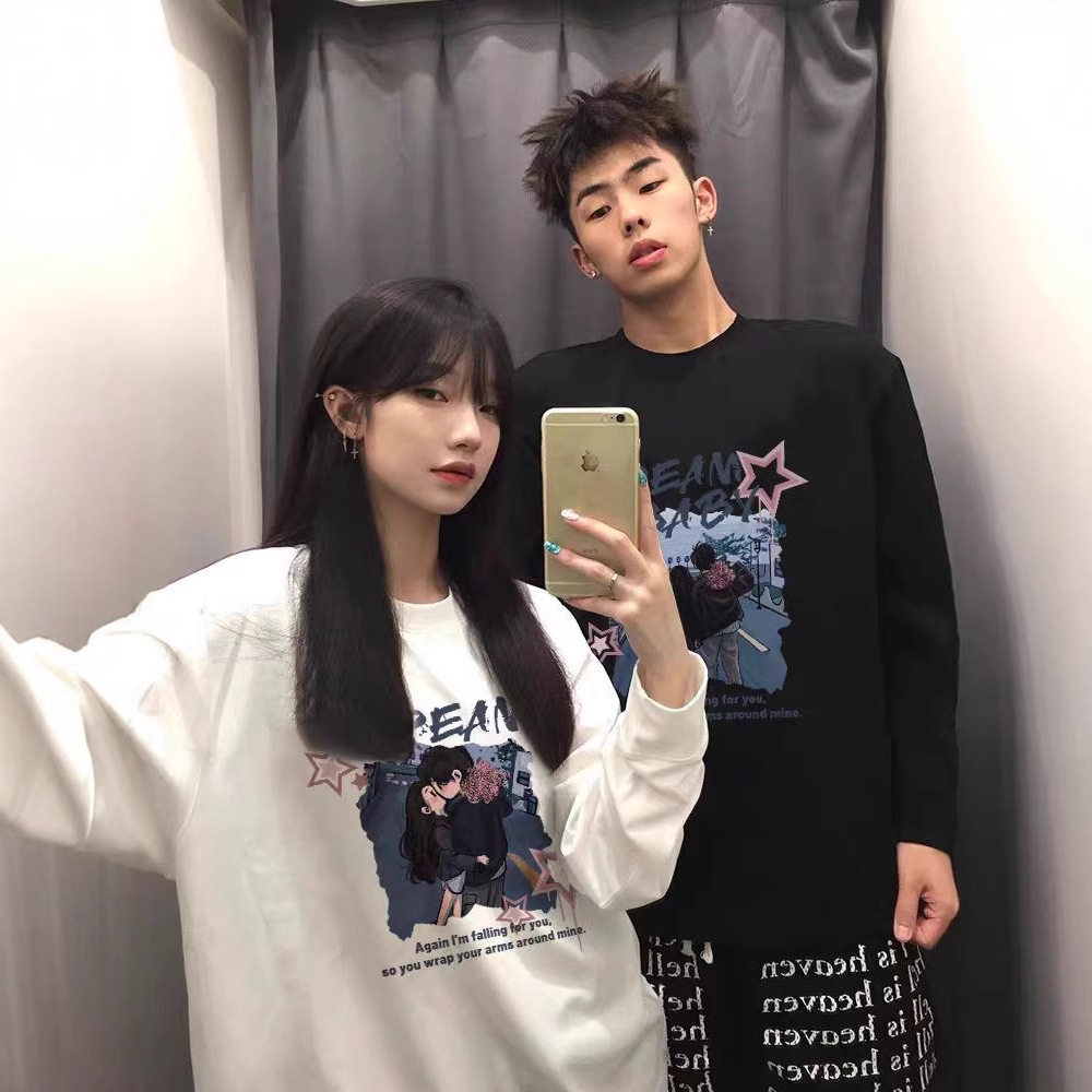 다른 흰색 회색 커플 스웨터 여성의 2024 새로운 봄과 가을 및 겨울 폭발 디자인 감각 긴 소매 코트