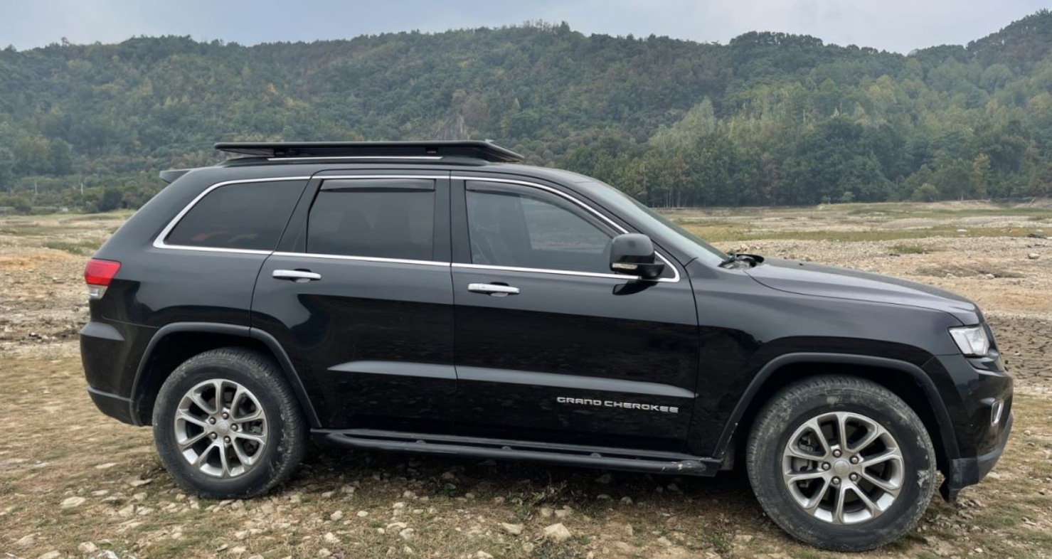 Grand Cherokee roof platform special car roof flat luggage frame expansion platform travel rack