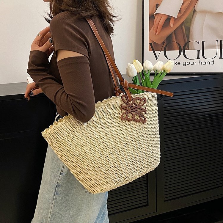Cross-border Woven Shoulder Bag Women's 2024 New Bamboo Woven Beach Bag Rattan Woven Bag Large Capacity Travel Tote Bag Cross-border Woven Shoulder Bag Women's 2024 New Bamboo Woven Beach Bag Rattan Woven Bag Large Capacity Travel Tote Bag