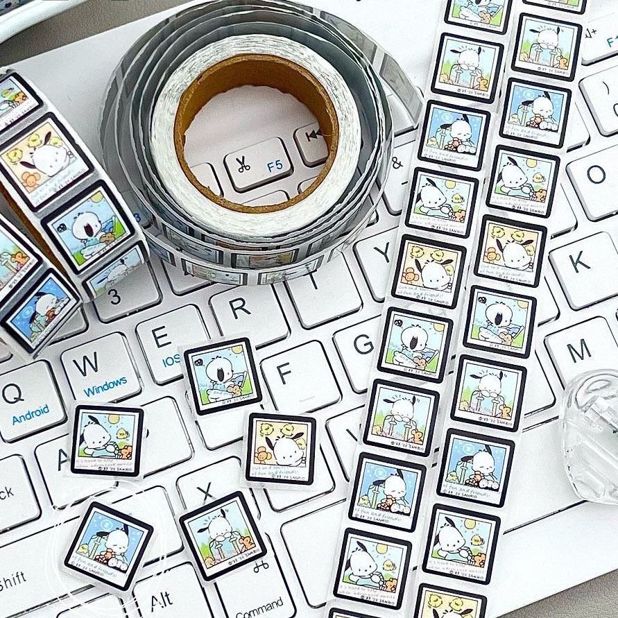 Roll-up stickers - travel essentials