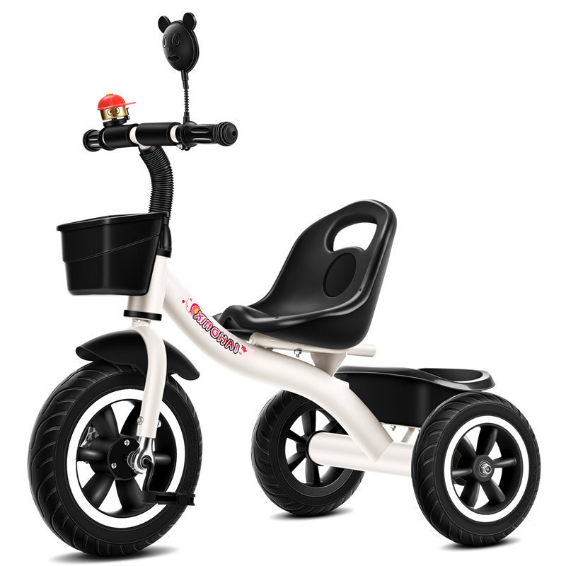 티타늄 아이들러가 있는 흰색 상단