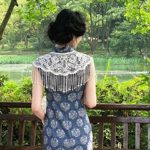 Pearl tassel cloud-shoulder shawl to be worn over a cheongsam, new Chinese-style modified vintage lace, high-end, young, wholesale