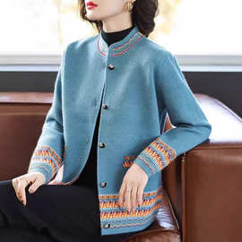 秋装外套洋气上衣服大码中老年女春秋冬短款针织开衫2025新款均码