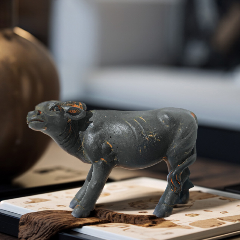 Simulación de decoración de maceta de búfalo decoración de escritorio accesorios de bonsai resina creativa vista al por mayor ternero