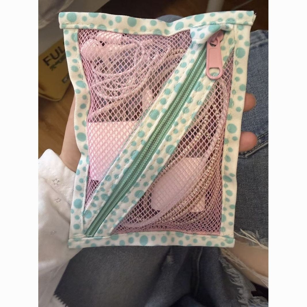 同款网纱收纳包化妆包多用途外出大容量便携洗漱杂物小包
