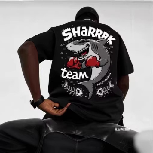 Summer 2026 Men's Lightweight Shark Print Short-Sleeved T-Shirt, Large Size, Retro Style, Sportswear T-Shirt