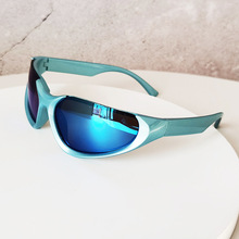 新款户外运动男女墨镜崔克蝴蝶自行车防风镜未来感异形机器人眼镜