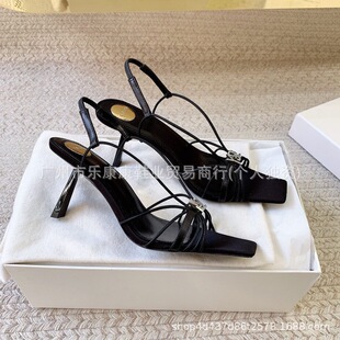 ˮ�YS��ĸ���^�߸�ЬŮ������ļ��¿��ɫ�����ԸЕr�г����Ь