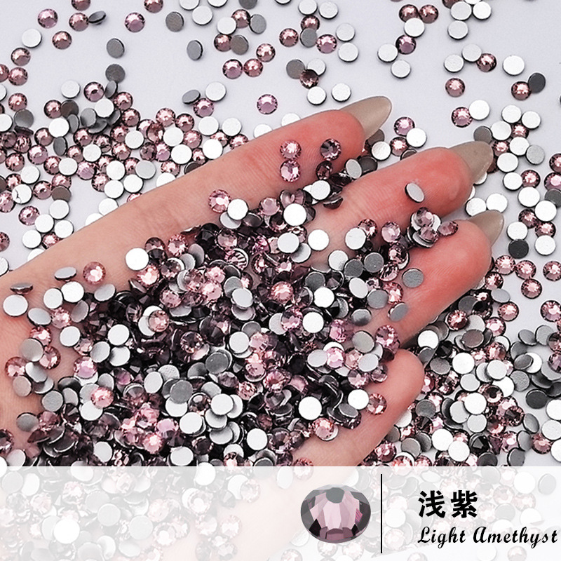 밝은 보라색
