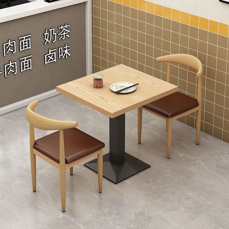 테이블 1개, 의자 2개, 목재 색상 - 갈색 가죽