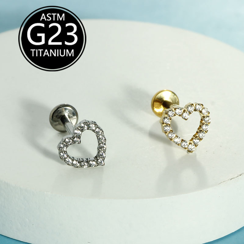 Silver pointed spike labret stud material detail