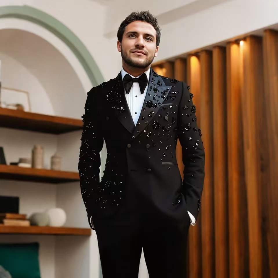 Europa y los Estados Unidos comercio exterior Amazon nuevo engordamiento para hombres de tamaño grande dos piezas con cuentas de clavos de negocios trajes de banquete