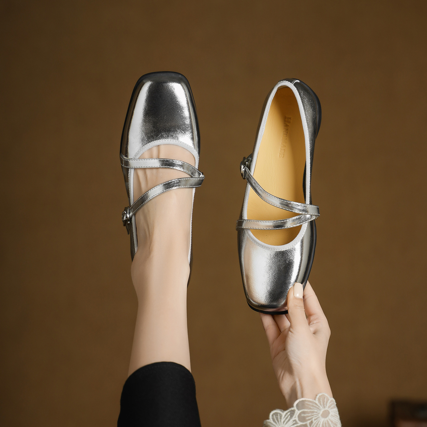 Giày Mary Jane nữ da cừu miệng nông đế bệt phong cách học sinh quai ngang khóa Velcro — đen