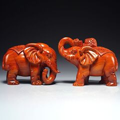 花梨の木の彫刻の象の置物の1対の家の客間のテレビの棚の実木の象の装飾の工芸品の引っ越しの贈り物