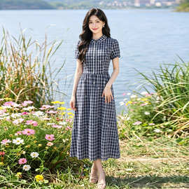 短袖格纹连衣裙女2026新款v领显瘦a字裙休闲通勤度假风裙子SY2696