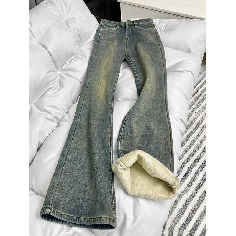 加绒加厚直筒牛仔裤女2024年秋冬大码胖mm高腰遮胯弹力微喇马蹄裤