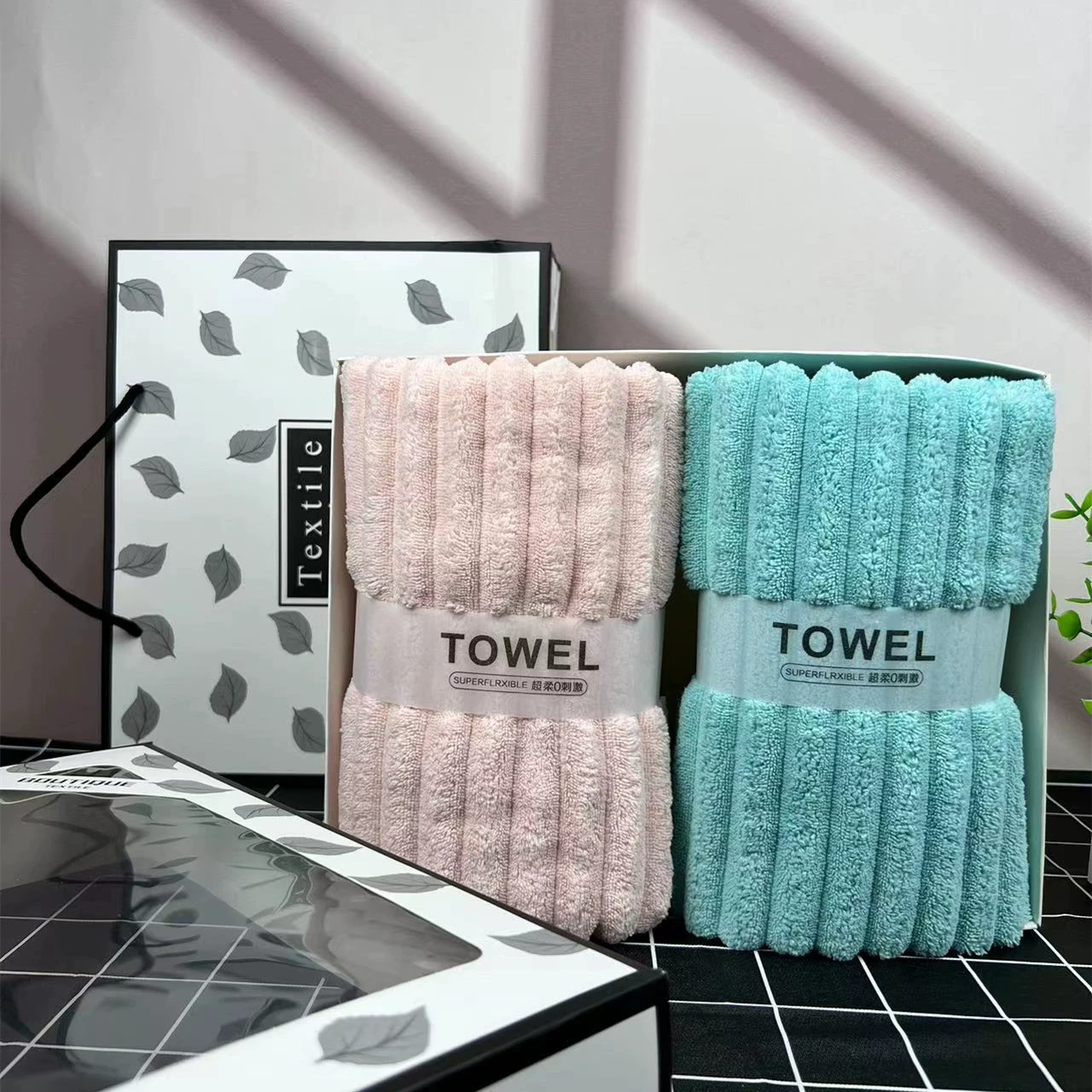 Полотенце, подарочная коробка, коралловый набор, бархатные влажные салфетки для умывания лица, подарок на день рождения