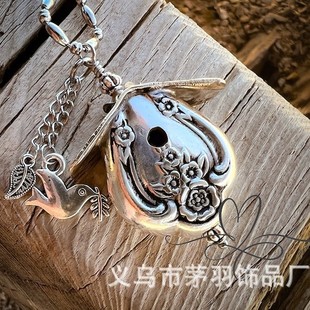 �羳Birdhouse Necklace���s�r�Ђ��ԏ͹��U����y���B���朒��
