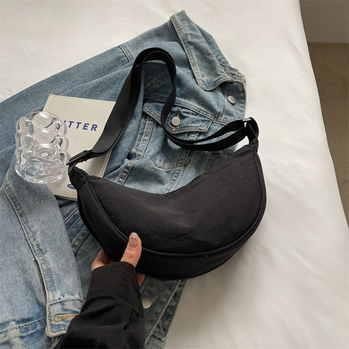 Women's Crossbody Bag Same as Changing Room, Red Book Nylon Dumpling Bag, Student Single Shoulder Bag, Casual Fabric Bag, Factory Supply