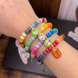 �羳�W��������朕r�в�ɫ�����~��ʯ��֬���ԕr�з��ε������