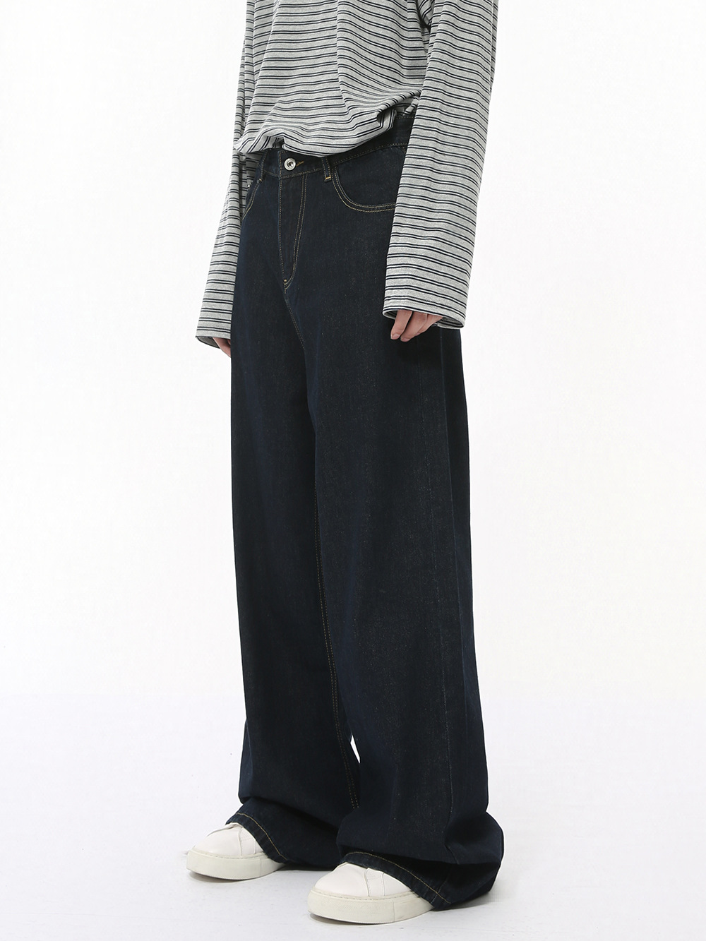 MTLCLOTHES Hombres| Nuevos productos de otoño coreanos cleanfit simple azul colgante sensación de jeans sueltos