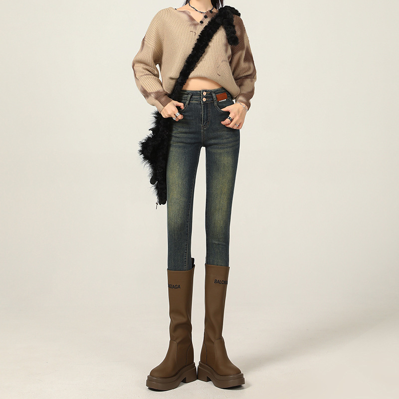Cement Gray Fleece-Lined Skinny Jeans for Women, 2026 Autumn and Winter New High-Waisted Slim-Fit Pencil Pants to Pair with Boots