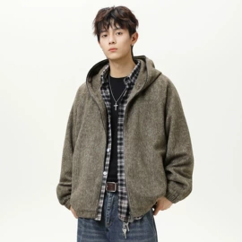 男式休闲裤;男式T恤;男式卫衣