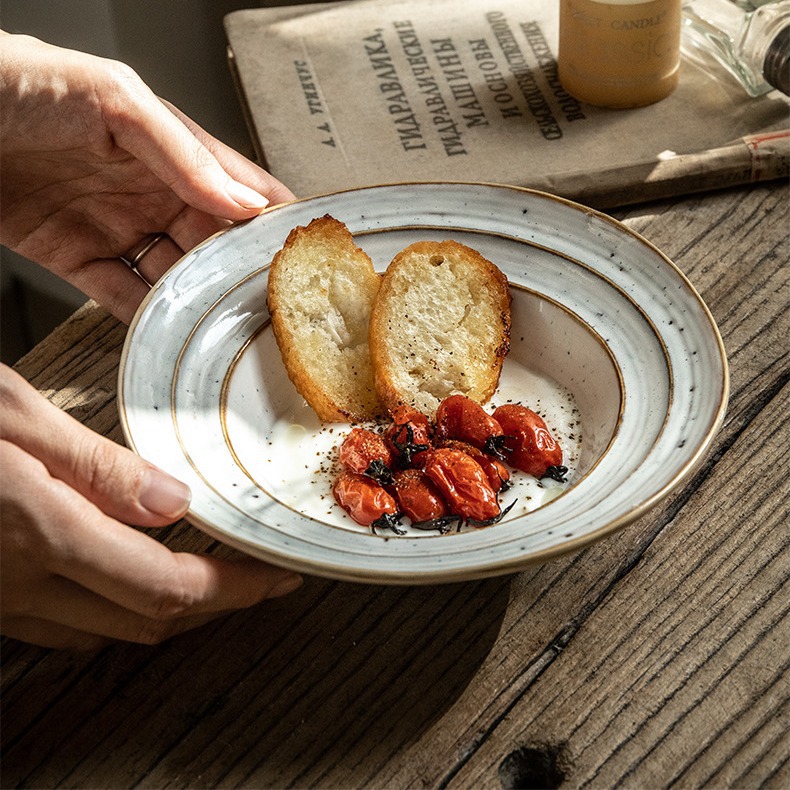 Exportaciones transfronterizas de 7,5 pulgadas irregulares sombrero de paja tazón roscado tazón de ensalada para hacer viejos tazones de cerámica americana retro