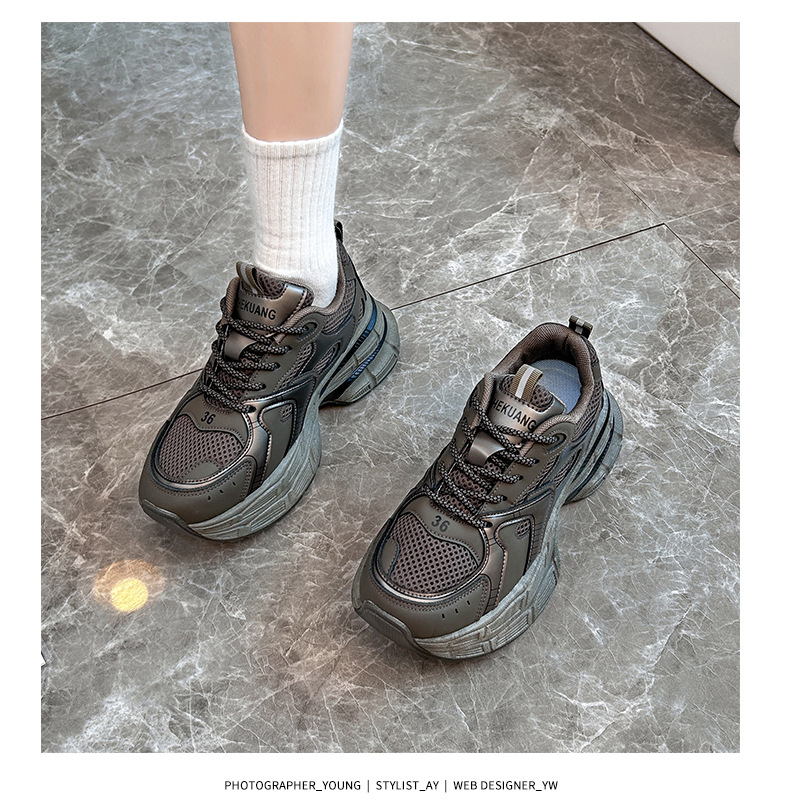 Pantofi sport pentru tătici noi, versiunea coreeană de la Ins, toamna 2024, pentru studenți, alergare, sport, talpă groasă, creștere a înălțimii, pentru timpul liber_voghion.com